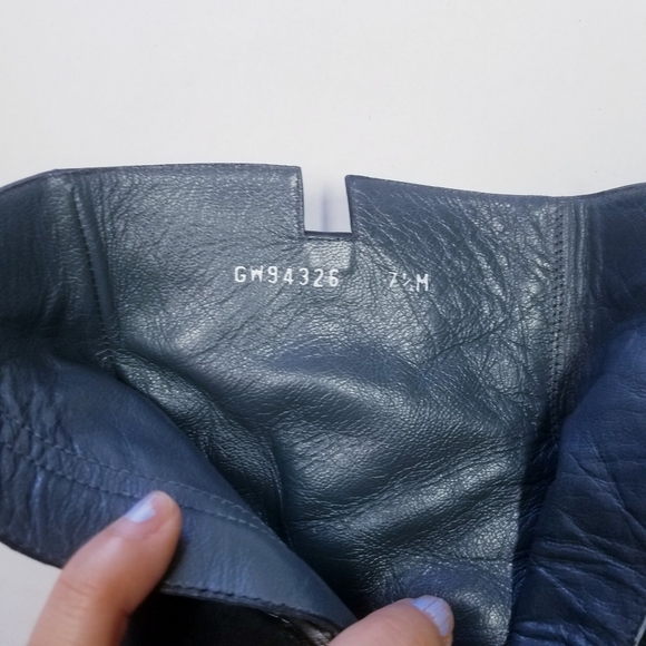 🌸 Stuart Weitzman |‎ Black Ankle Heel Boots, size 7.5 - Picture 4 of 5